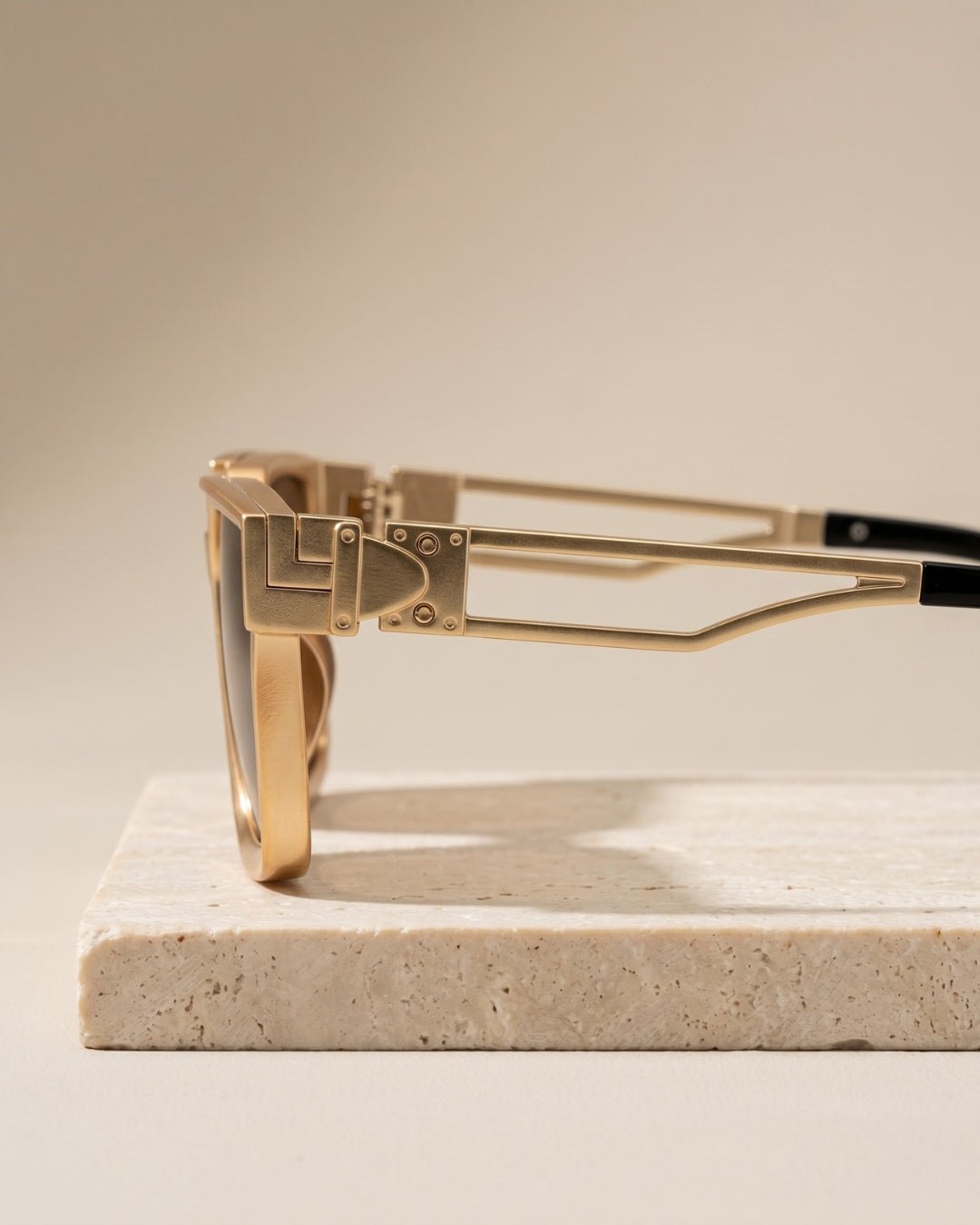 ARDELIO - Aurello Frame | Architectural Luxury Sunglasses - ARD-EYE-AUR-VGO