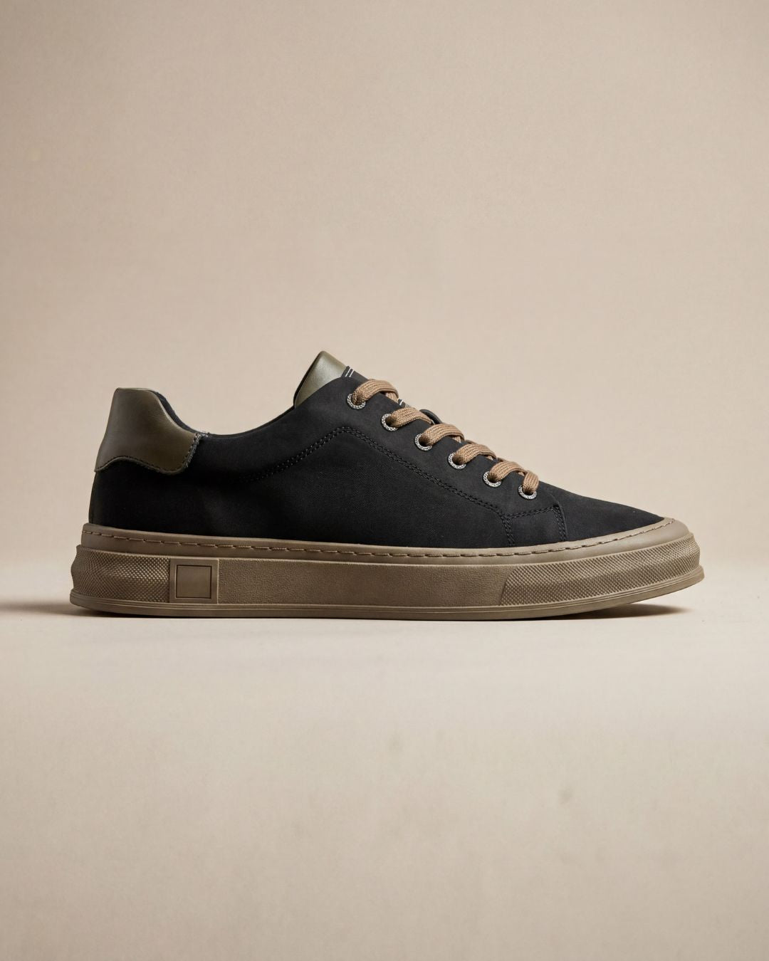 Avenoir Low | Minimalist Canvas Sneaker