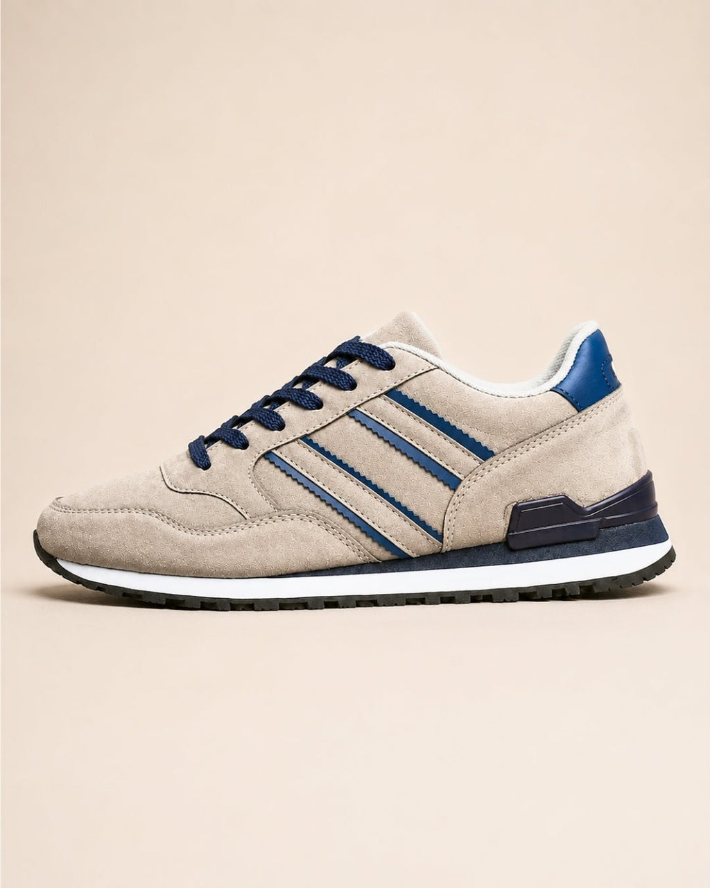 ARDELIO - Cavaro Runner | Retro Suede Sneaker - ARD-CAV-SIL-7