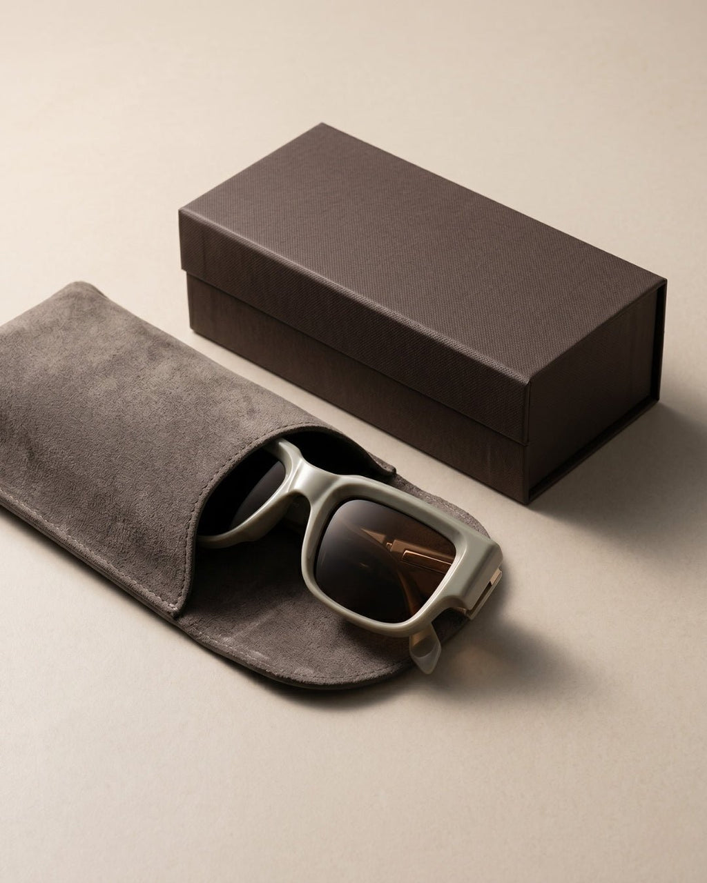 ARDELIO - Sorello Frame | Sculptural Luxury Sunglasses - ARD-EYE-SOR-MOL