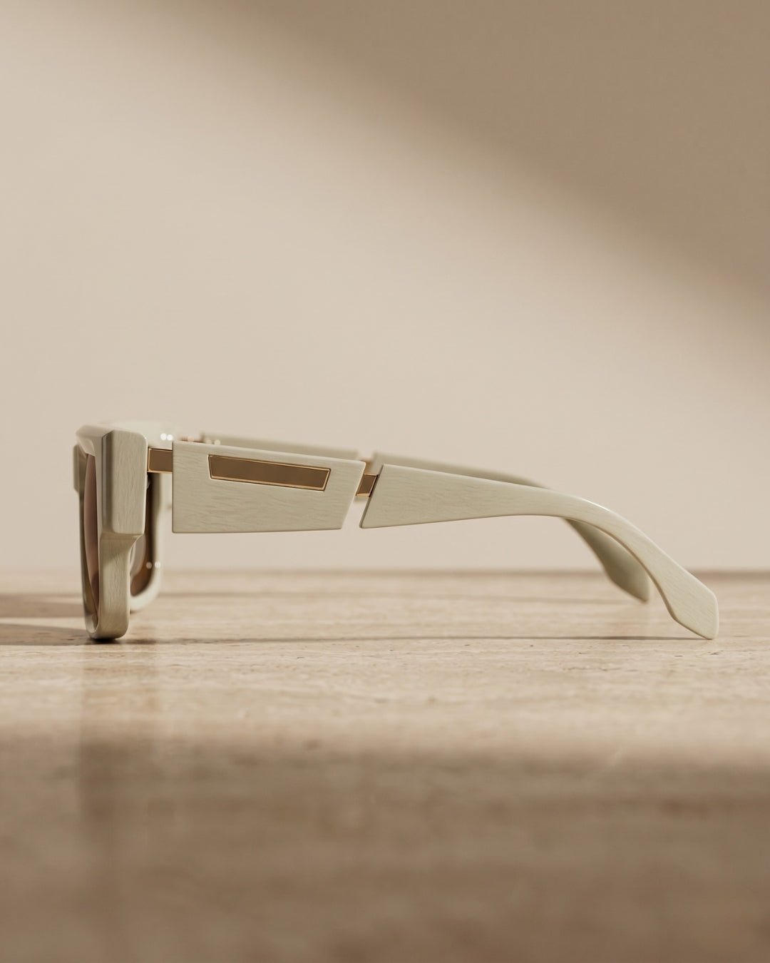 ARDELIO - Sorello Frame | Sculptural Luxury Sunglasses - ARD-EYE-SOR-MOL