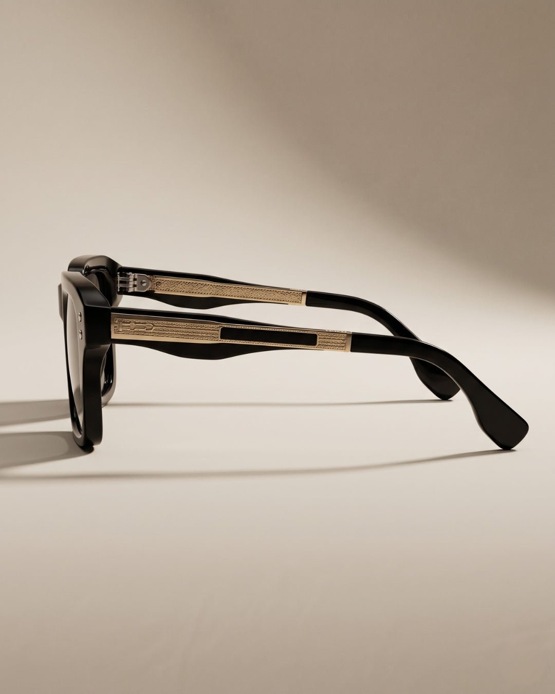 ARDELIO - Valmont Frame | Italian Acetate Sunglasses - ARD-EYE-VAL-VNO
